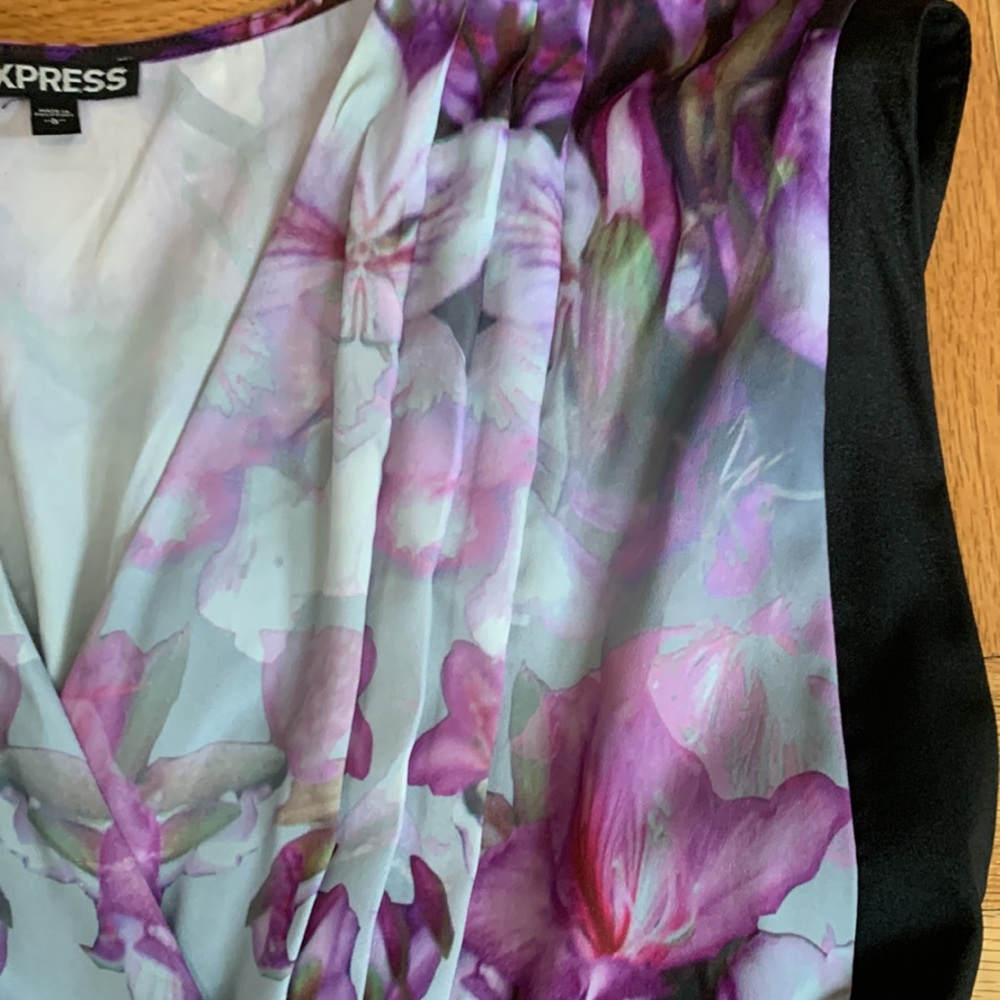 COPY - EXPRESS NWOT Dress - Picture 5 of 11